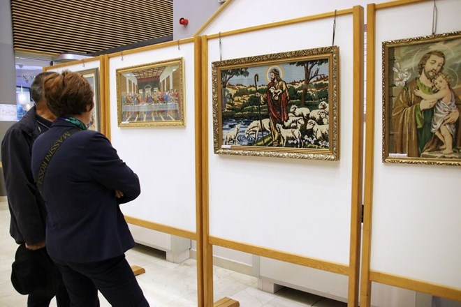 Izložbom goblena vlč. Josipa Drvoderića otvoreni XII. dani službenice Božje Marice Stanković